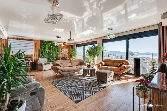 Moderne Villa in Shushan